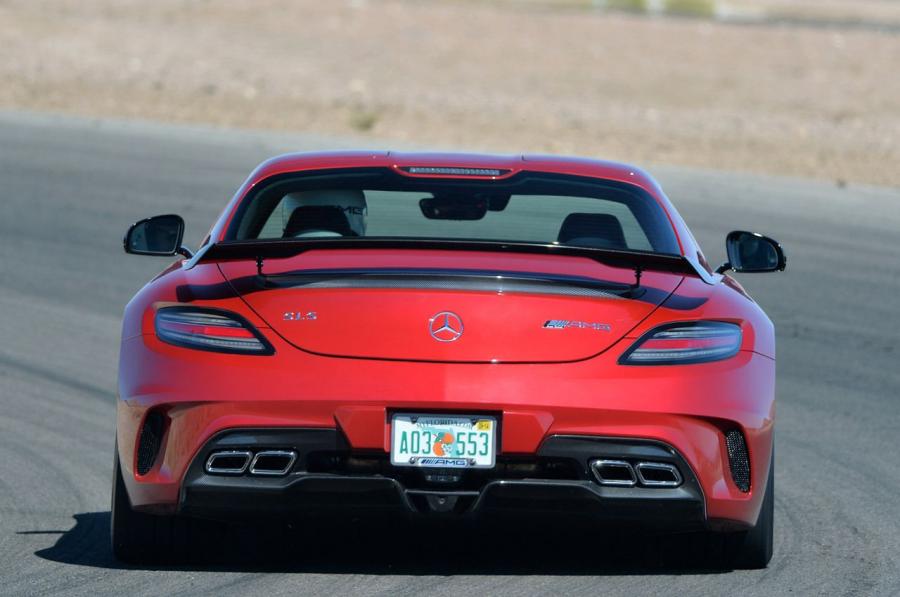  Mercedes-Benz SLS AMG Black Series 2014 года  (фото 2 из 84)